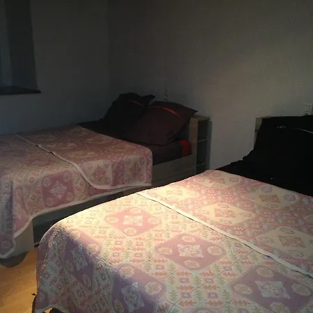 Marie France 's * Sacey